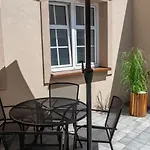 Platinum 23 Apartment *